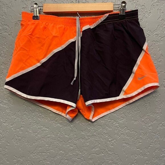 Nike Athletic Running Shorts w/ Back Pocket - Picture 1 of 11